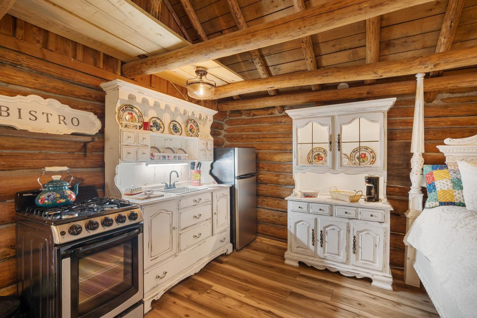 Spring Hill Farm - The Happy Hound Villa Alma ภายนอก รูปภาพ